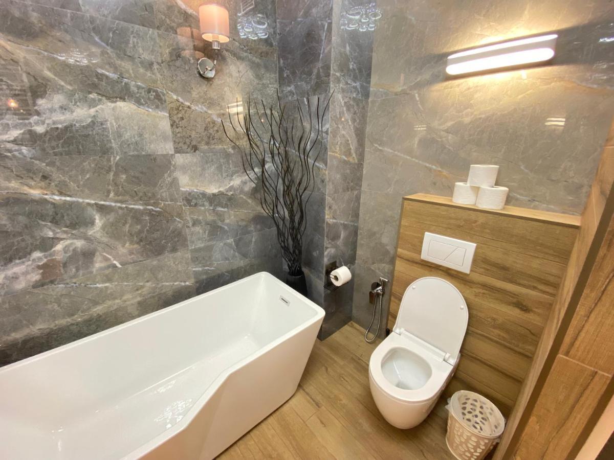 Rentnow Modern Lux Apartment In Centre Chişinău Eksteriør billede