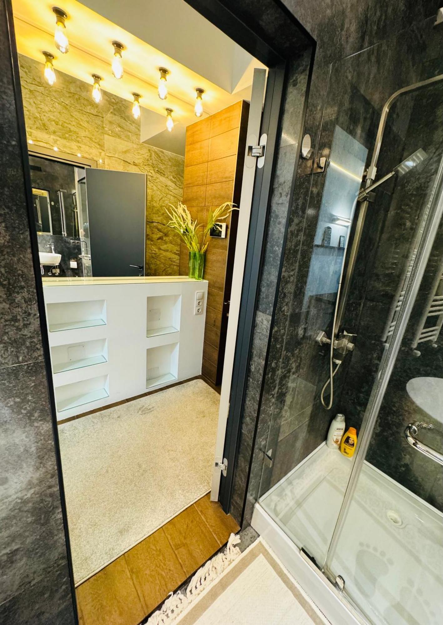 Rentnow Modern Lux Apartment In Centre Chişinău Eksteriør billede